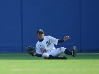 �摜(320x240)�E�g��摜(584x438)