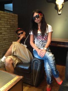 �摜(239x320)�E�g��摜(478x640)