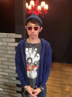 �摜(239x320)�E�g��摜(478x640)