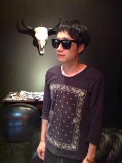 �摜(239x320)�E�g��摜(478x640)