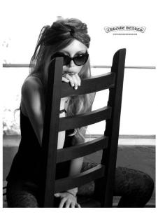 �摜(226x320)�E�g��摜(452x640)