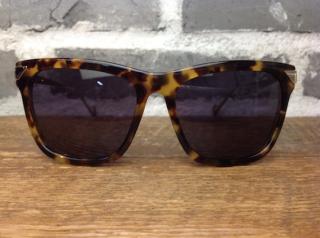 �摜(320x238)�E�g��摜(567x423)