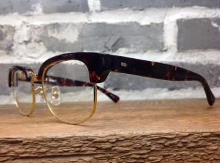 �摜(320x238)�E�g��摜(567x423)