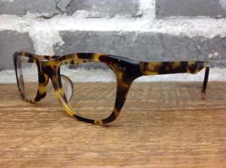 �摜(320x238)�E�g��摜(567x423)