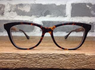 �摜(320x238)�E�g��摜(567x423)