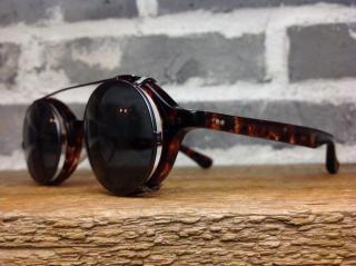 �摜(320x239)�E�g��摜(640x478)