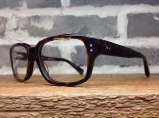 �摜(320x238)�E�g��摜(567x423)