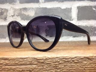 �摜(320x238)�E�g��摜(567x423)