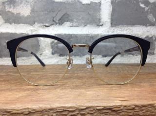 �摜(320x238)�E�g��摜(567x423)