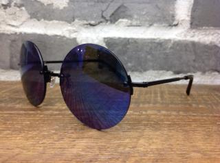 �摜(320x238)�E�g��摜(567x423)