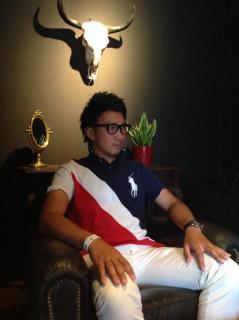 �摜(239x320)�E�g��摜(478x640)