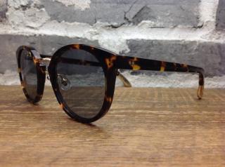 �摜(320x238)�E�g��摜(567x423)