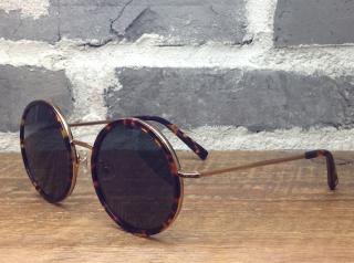 �摜(320x238)�E�g��摜(567x423)