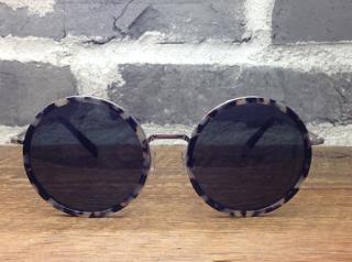 �摜(320x238)�E�g��摜(567x423)