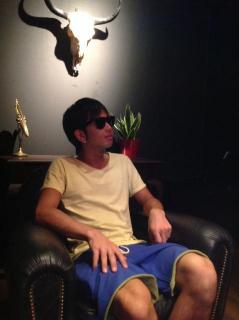 �摜(239x320)�E�g��摜(478x640)