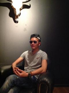 �摜(239x320)�E�g��摜(478x640)