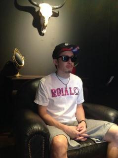 �摜(239x320)�E�g��摜(478x640)