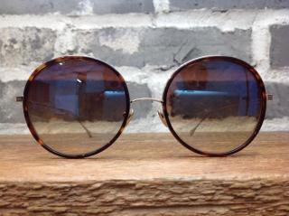 �摜(320x239)�E�g��摜(640x478)