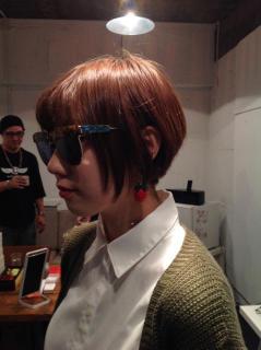 �摜(239x320)�E�g��摜(478x640)