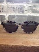 �摜(134x180)�E�g��摜(478x640)