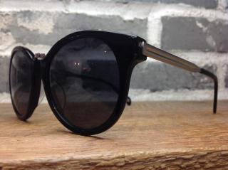 �摜(320x239)�E�g��摜(640x478)