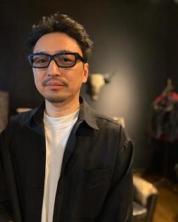 画像(256x320)・拡大画像(512x640)