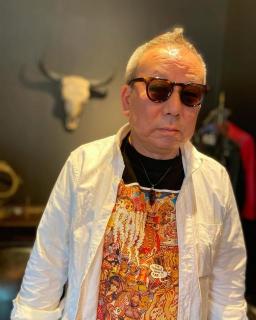 画像(256x320)・拡大画像(512x640)